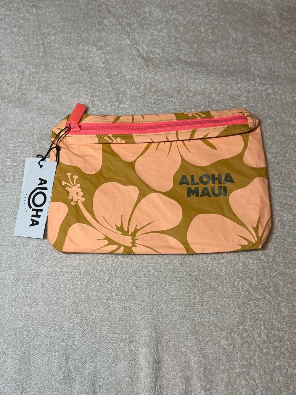 NWT MAUI EXCLUSIVE Aloha Collection Small Pouch Hana Hou Coral/Hot Mustard Print